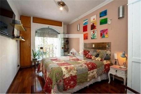 Casa à venda com 3 quartos, 324m² em Campo Belo, São Paulo