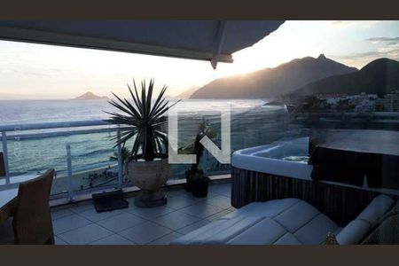Apartamento à venda com 2 quartos, 185m² em Recreio dos Bandeirantes, Rio de Janeiro