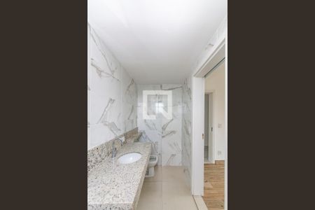 Banheiro da Suíte de apartamento à venda com 4 quartos, 163m² em Barreiro, Belo Horizonte