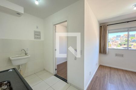 Cozinha e Área de Serviço de apartamento à venda com 2 quartos, 34m² em Freguesia do Ó, São Paulo
