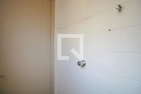 Banheiro de serviço de apartamento à venda com 3 quartos, 99m² em Cruzeiro, Belo Horizonte