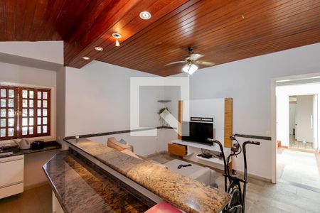 Sala de TV de casa para alugar com 5 quartos, 530m² em Santo Amaro, São Paulo