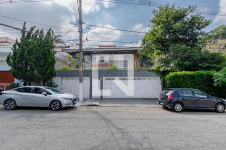 Fachada de casa para alugar com 5 quartos, 530m² em Santo Amaro, São Paulo