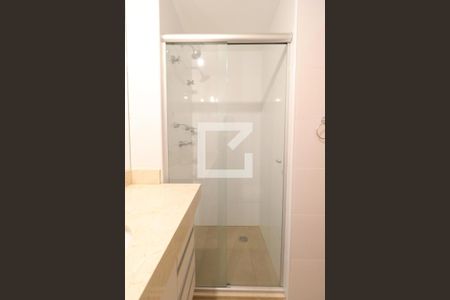 Banheiro de apartamento para alugar com 2 quartos, 73m² em Jardim Irajá, Ribeirão Preto