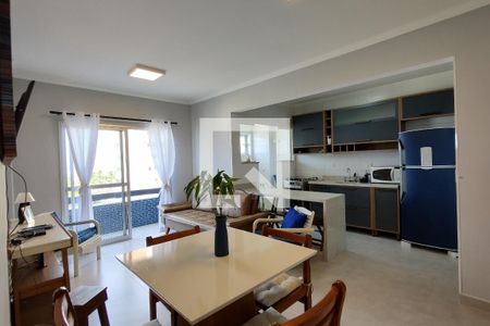 Sala de apartamento para alugar com 2 quartos, 65m² em Guilhermina, Praia Grande