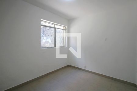 Quarto 2 de apartamento para alugar com 2 quartos, 90m² em Santo Agostinho, Belo Horizonte