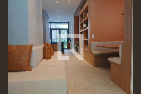 Área comum de kitnet/studio para alugar com 1 quarto, 26m² em República, São Paulo