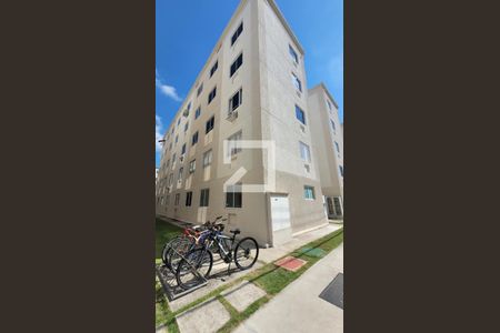 Fachada de apartamento para alugar com 2 quartos, 40m² em Guaratiba, Rio de Janeiro