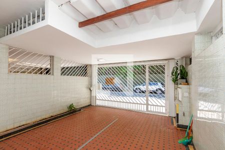 Garagem de casa para alugar com 3 quartos, 170m² em Brooklin, São Paulo
