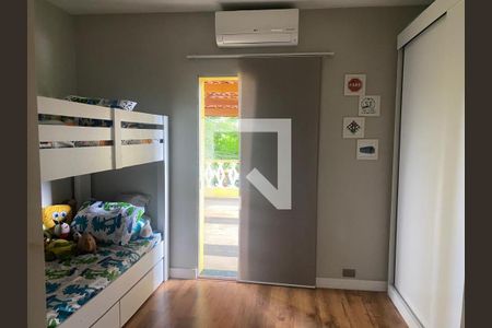 Quarto 2 de casa à venda com 3 quartos, 100m² em Parque Sao Domingos, São Paulo