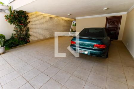Garagem de casa à venda com 4 quartos, 463m² em Vila Sonia, São Paulo