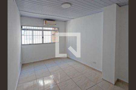 Quarto 5 de casa à venda com 5 quartos, 300m² em Freguesia do Ó, São Paulo