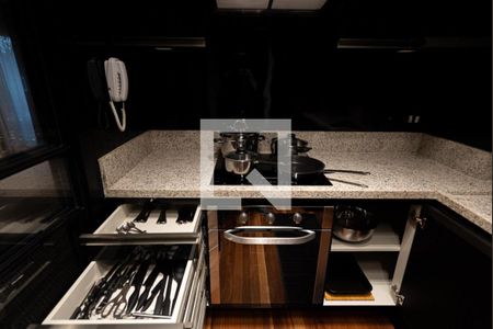 Foto 11 de apartamento à venda com 1 quarto, 95m² em Vila Olímpia, São Paulo