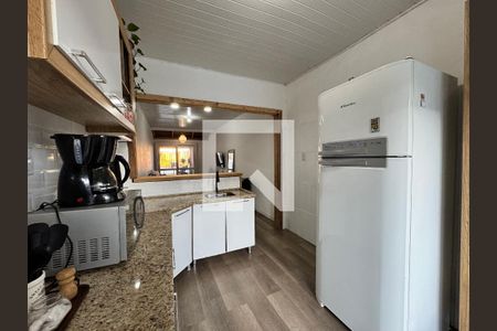 Cozinha de casa à venda com 2 quartos, 180m² em Santos Dumont, São Leopoldo