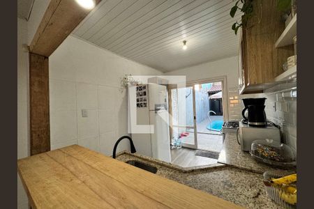 Cozinha de casa à venda com 2 quartos, 180m² em Santos Dumont, São Leopoldo