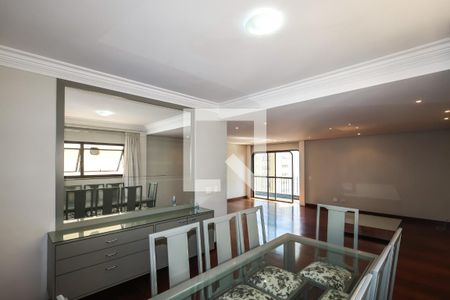 Sala de apartamento à venda com 3 quartos, 196m² em Aclimação, São Paulo