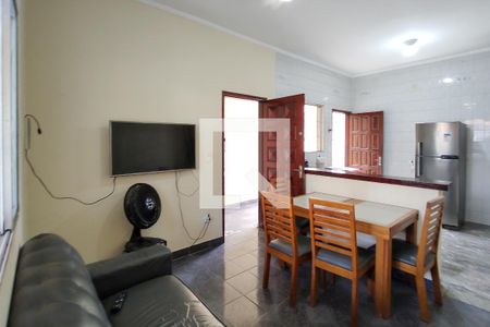 Sala de casa para alugar com 2 quartos, 270m² em Vila Assuncao, Praia Grande