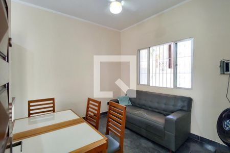 Sala de casa para alugar com 2 quartos, 270m² em Vila Assuncao, Praia Grande