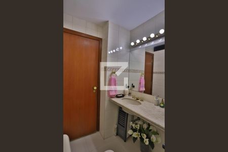 Banheiro de apartamento à venda com 3 quartos, 220m² em Alto da Mooca, São Paulo