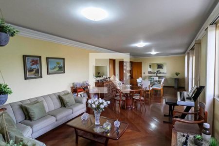 Sala 1  de apartamento à venda com 4 quartos, 245m² em Santa Amelia, Belo Horizonte