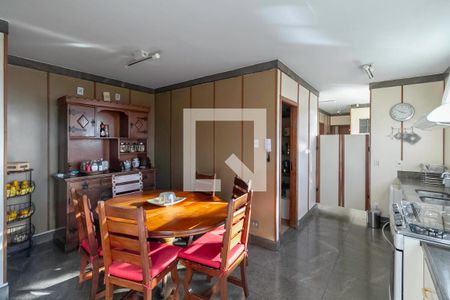 Cozinha de apartamento à venda com 4 quartos, 245m² em Santa Amelia, Belo Horizonte