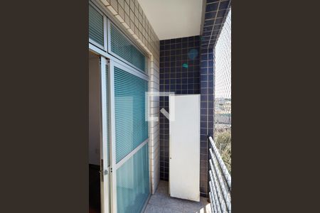 Varanda de apartamento à venda com 3 quartos, 135m² em União, Belo Horizonte