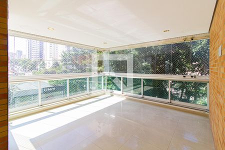 Varanda Estendida de apartamento à venda com 3 quartos, 133m² em Perdizes, São Paulo
