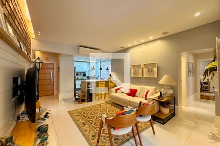 Sala de apartamento à venda com 3 quartos, 136m² em Copacabana, Rio de Janeiro