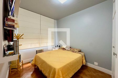 Quarto 1 de apartamento à venda com 3 quartos, 136m² em Copacabana, Rio de Janeiro