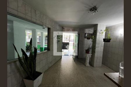 Hall de apartamento para alugar com 2 quartos, 74m² em São Francisco Xavier, Rio de Janeiro