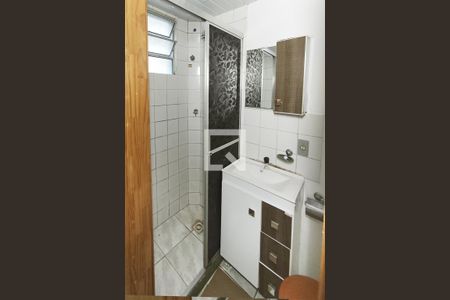Banheiro de apartamento para alugar com 2 quartos, 58m² em Rio dos Sinos, São Leopoldo