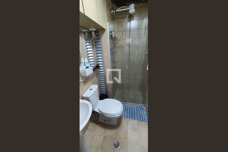 Banheiro de apartamento à venda com 1 quarto, 53m² em Vila Andrade, São Paulo