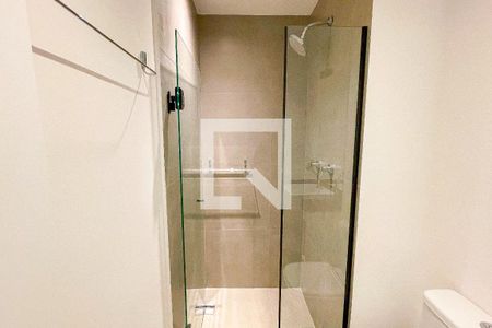 Banheiro de kitnet/studio à venda com 1 quarto, 32m² em Cerqueira César, São Paulo