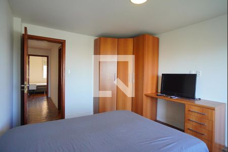 Quarto 1 de apartamento à venda com 3 quartos, 126m² em Centro Histórico, Porto Alegre