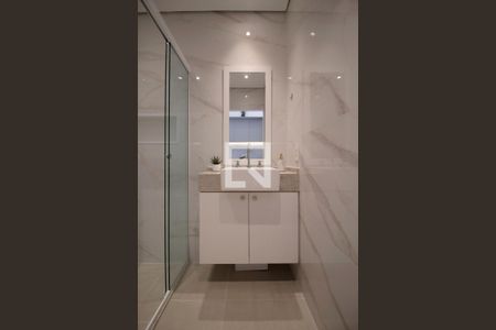 Banheiro de kitnet/studio para alugar com 1 quarto, 28m² em Cerqueira César, São Paulo