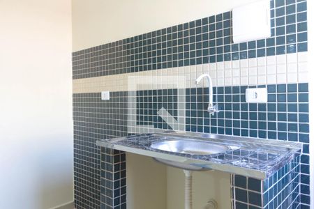 Cozinha de kitnet/studio para alugar com 1 quarto, 25m² em Vila Galvão, Guarulhos