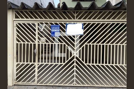Fachada com plaquinha de casa à venda com 5 quartos, 300m² em Vila Medeiros, São Paulo