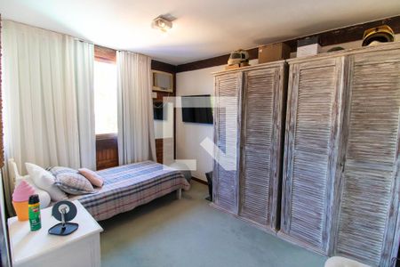 Quarto 2 de casa de condomínio à venda com 4 quartos, 550m² em Piratininga, Niterói