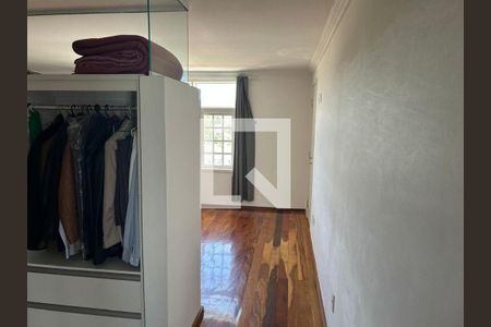 Casa à venda com 6 quartos, 280m² em Piratininga, Niterói