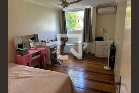 Casa à venda com 6 quartos, 280m² em Piratininga, Niterói