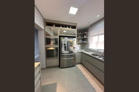 Cozinha de casa de condomínio à venda com 4 quartos, 400m² em Parque das Universidades, Campinas