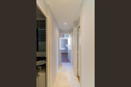 Corredor de apartamento para alugar com 3 quartos, 60m² em Vila Alpina, São Paulo