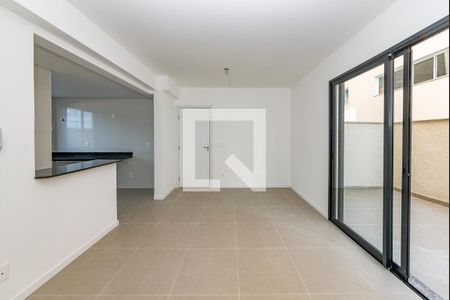 Sala de apartamento à venda com 2 quartos, 150m² em Padre Eustáquio, Belo Horizonte
