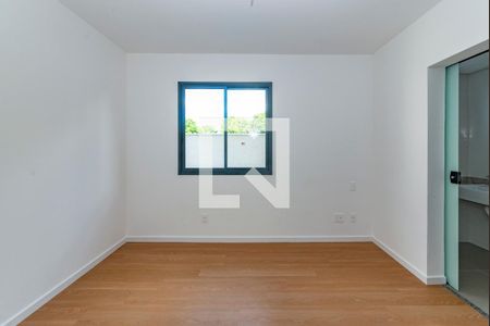 Suíte de apartamento à venda com 2 quartos, 150m² em Padre Eustáquio, Belo Horizonte