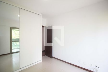 Quarto de apartamento à venda com 2 quartos, 71m² em Leblon, Rio de Janeiro