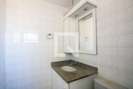 Banheiro do quarto 1 de apartamento para alugar com 3 quartos, 86m² em Vila Floresta, Santo André