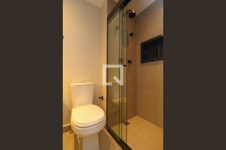 Banheiro de kitnet/studio à venda com 1 quarto, 25m² em Cerqueira César, São Paulo