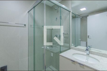 Banheiro de kitnet/studio para alugar com 1 quarto, 30m² em Vila Mariana, São Paulo