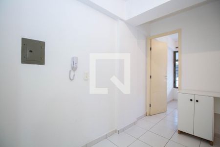 Sala de kitnet/studio para alugar com 1 quarto, 20m² em Cln 313, Brasília