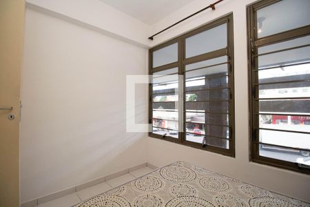 Quarto de kitnet/studio para alugar com 1 quarto, 20m² em Cln 313, Brasília